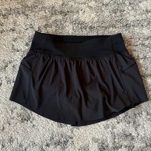 Black Lululemon Skirt (Sz 2)